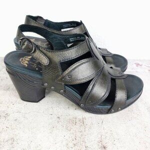 DANSKO Metallic Leather Clogs Sandal size 38 Comfort Shoes Studs